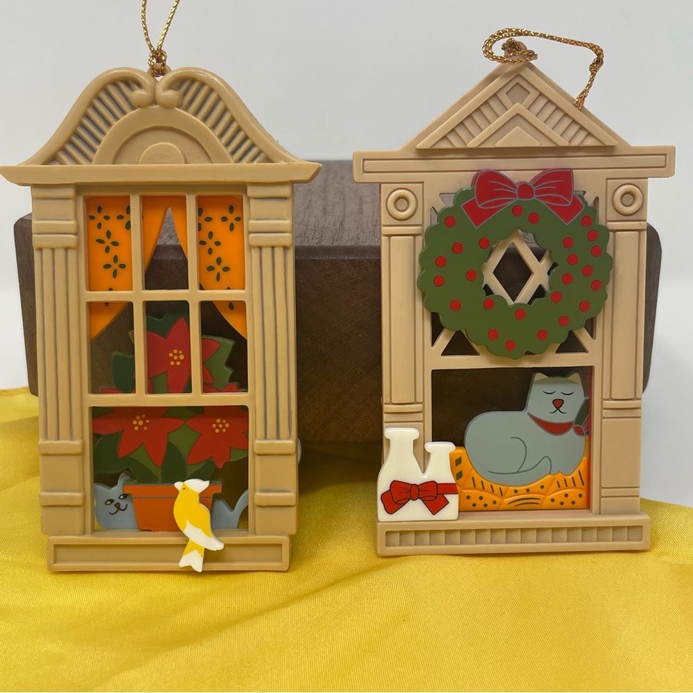 Vintage 80s Peekaboo Kitty Cat Window Ornament Hanging Decor